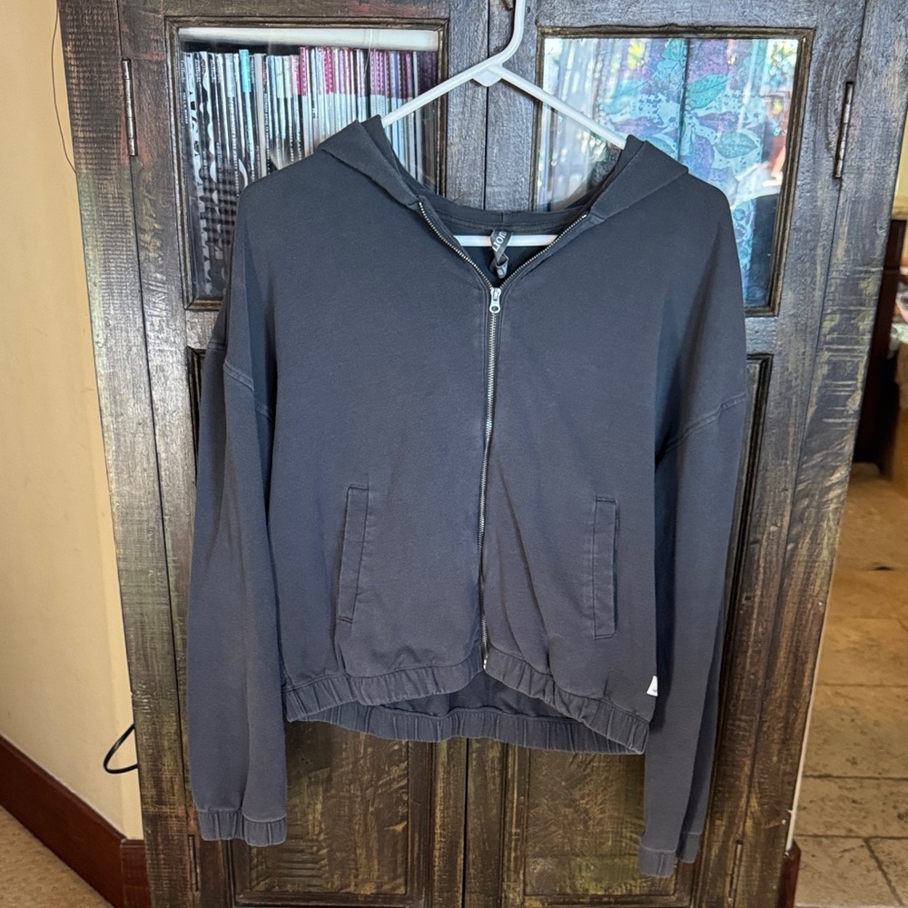 Vuori Dark Gray Zip-Up Hoodie